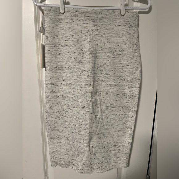 Wilfred Lis Skirt, Heather White, Medium, BNWT - Picture 1 of 6